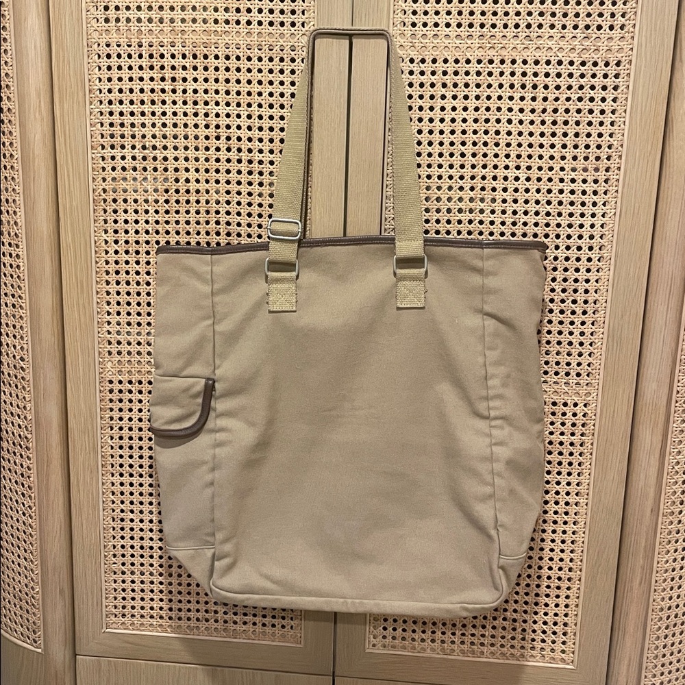 Canvas tote with leather trim